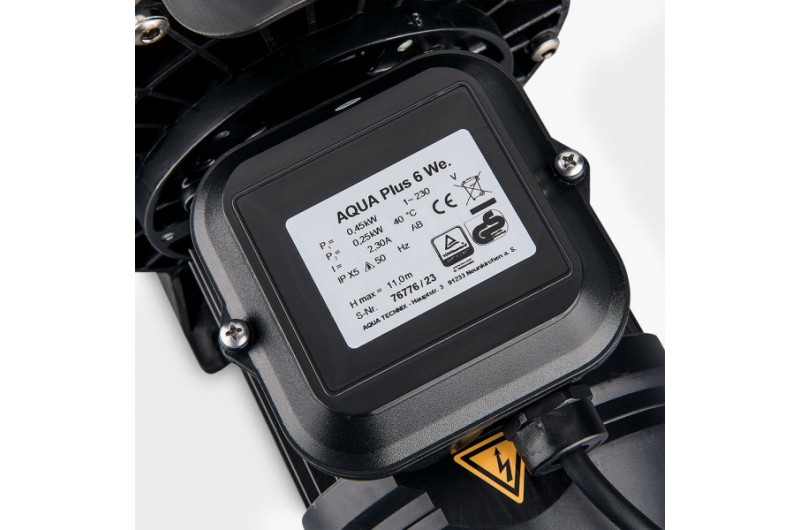 POMPA  AQUA  PLUS  6 ; 7,5 mc/h , H= 7 m